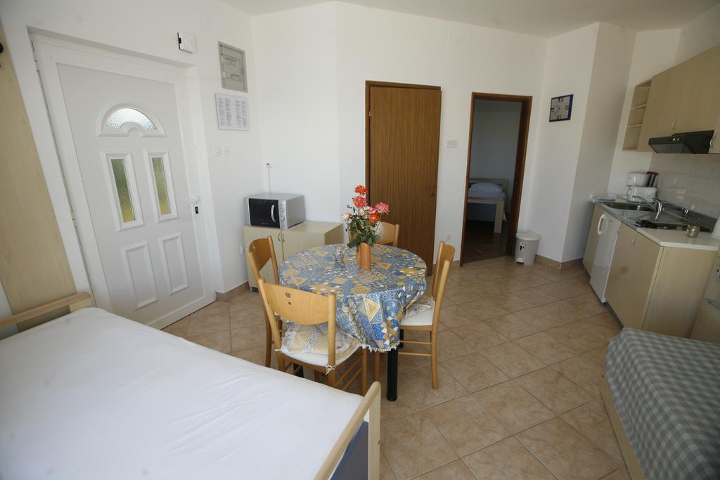 Apartments Roza Miškovići Eksteriør bilde